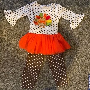 Blueberi Boulevard 24M. Thanksgiving outfit.